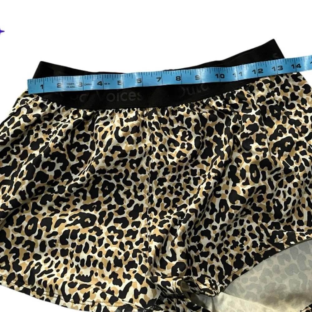 Outdoor Voices Relay Shorts - Picture 4 of 5